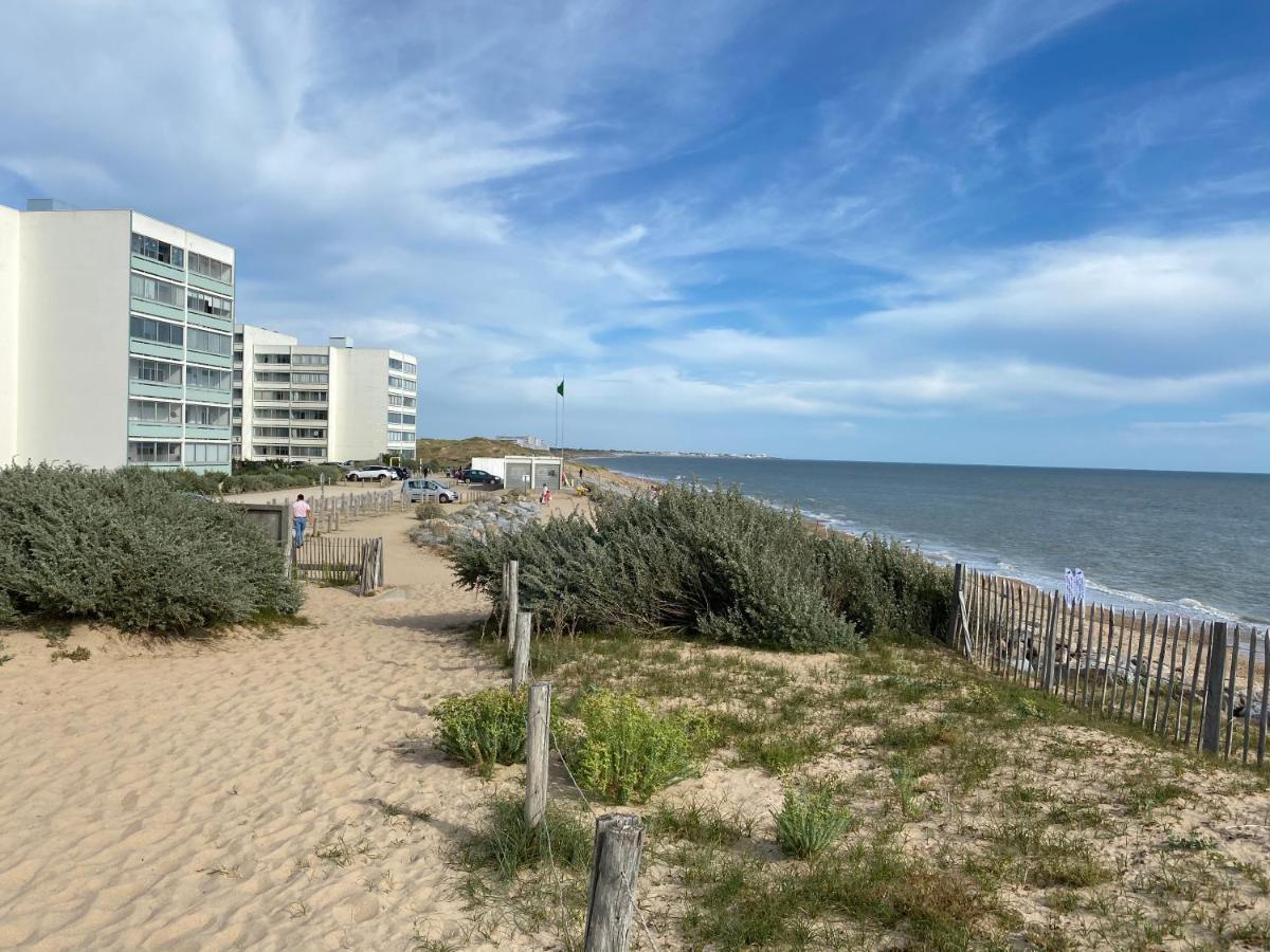 A 100M De La Plage Saint-Hilaire-de-Riez Buitenkant foto